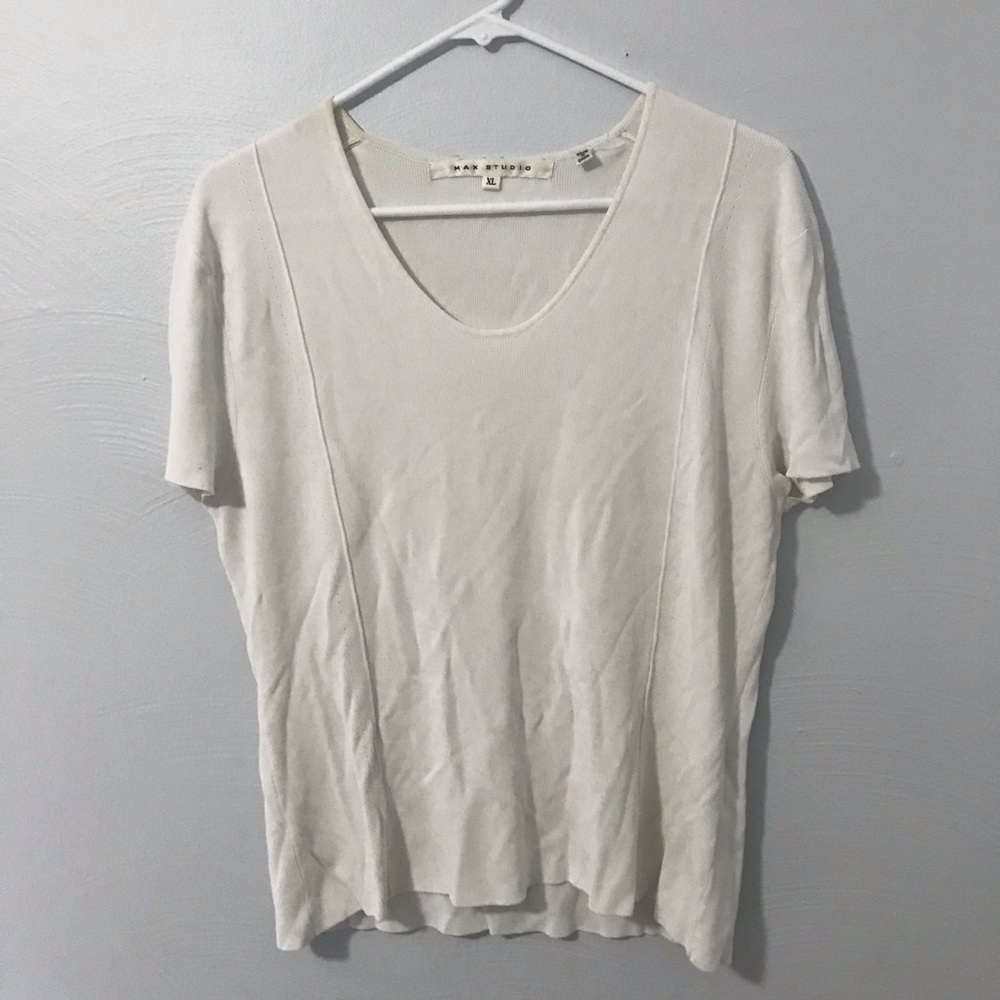 Vintage ribbed white top